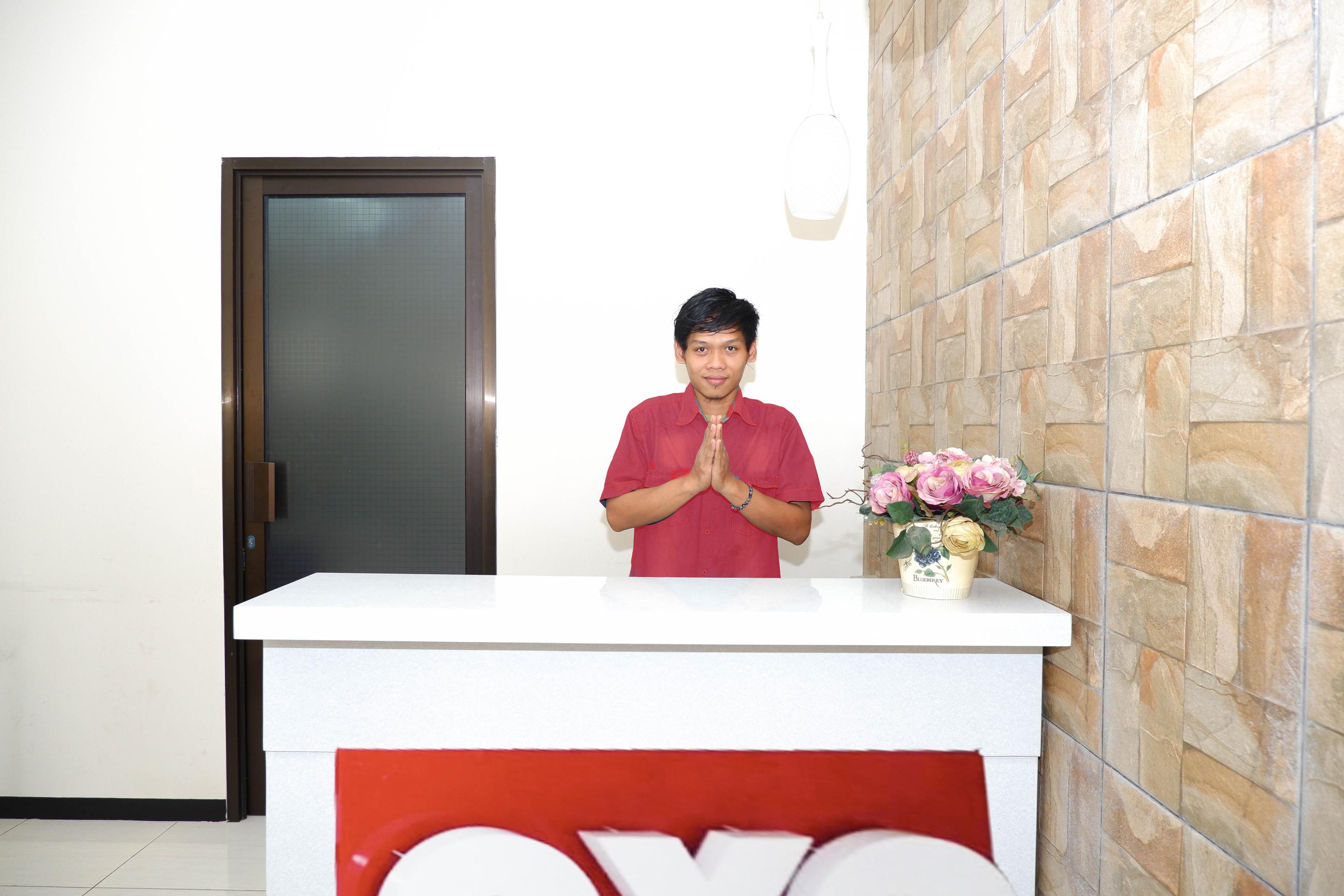 Sky Hotel 2*