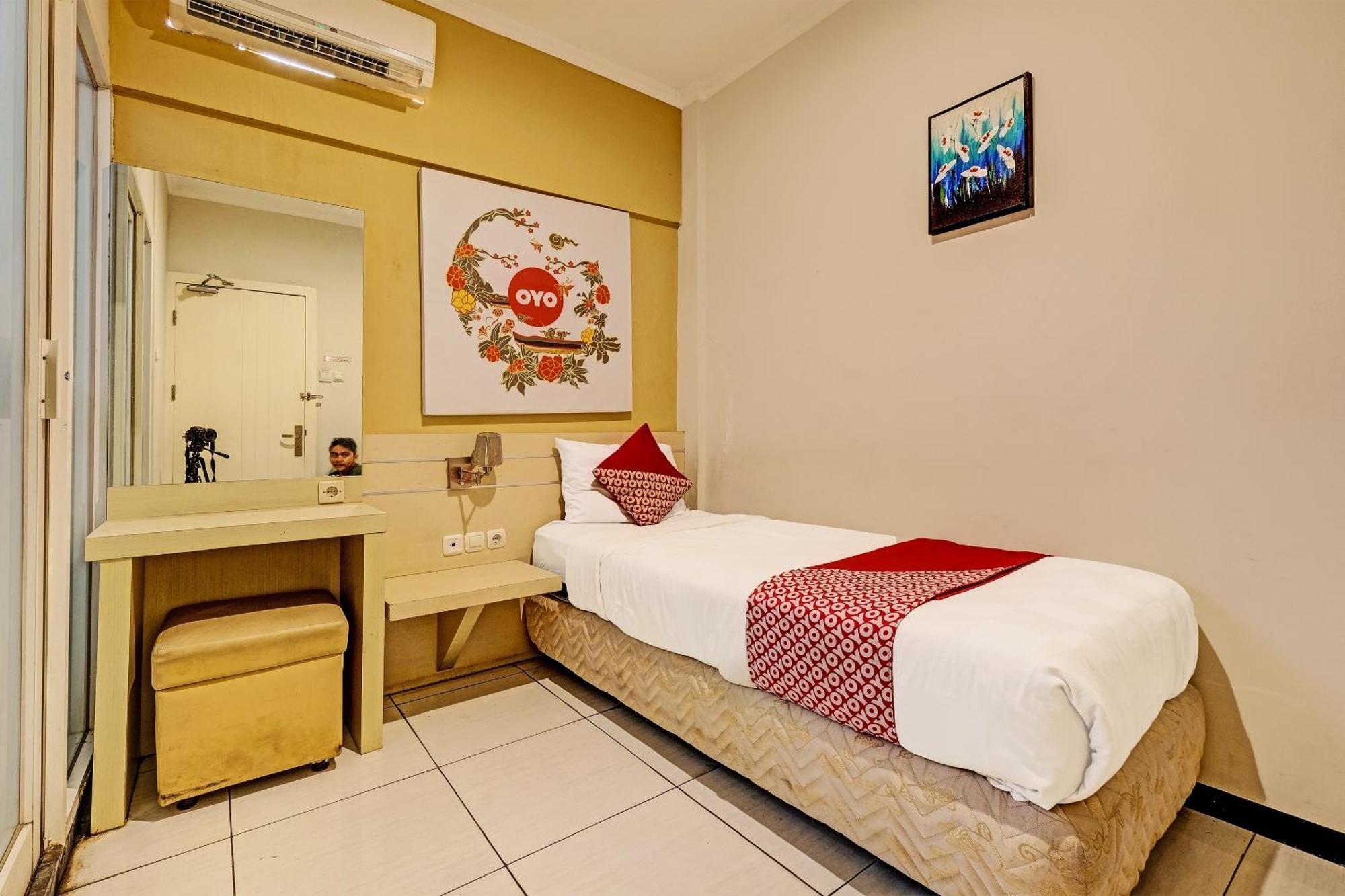Hotel Sky 2*