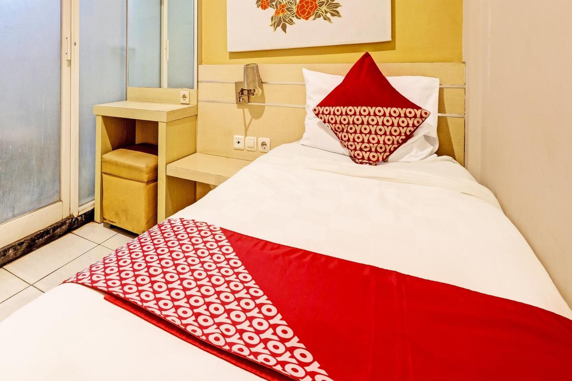 Hotel Sky 2*